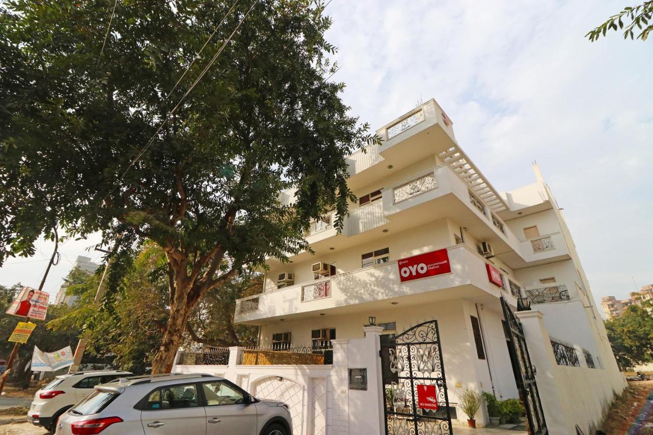 ホテル Oyo 6608 Sector 56 Badshahpur エクステリア 写真